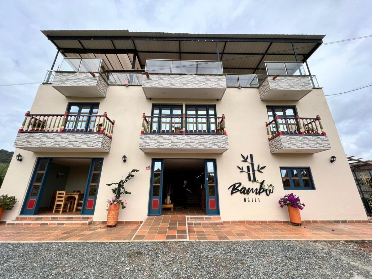 Hotel Bambu Guatape Luaran gambar