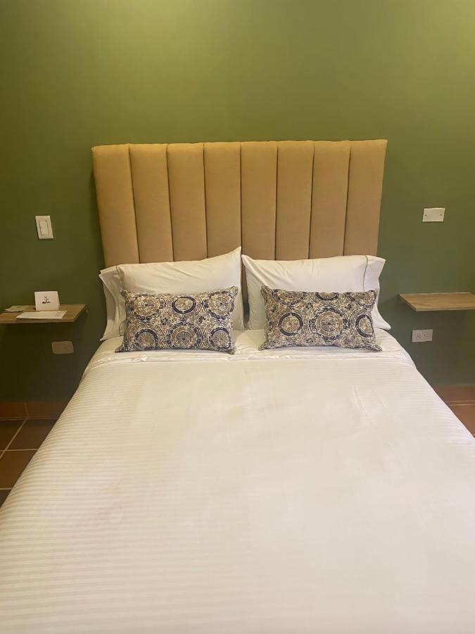 Hotel Bambu Guatape Luaran gambar