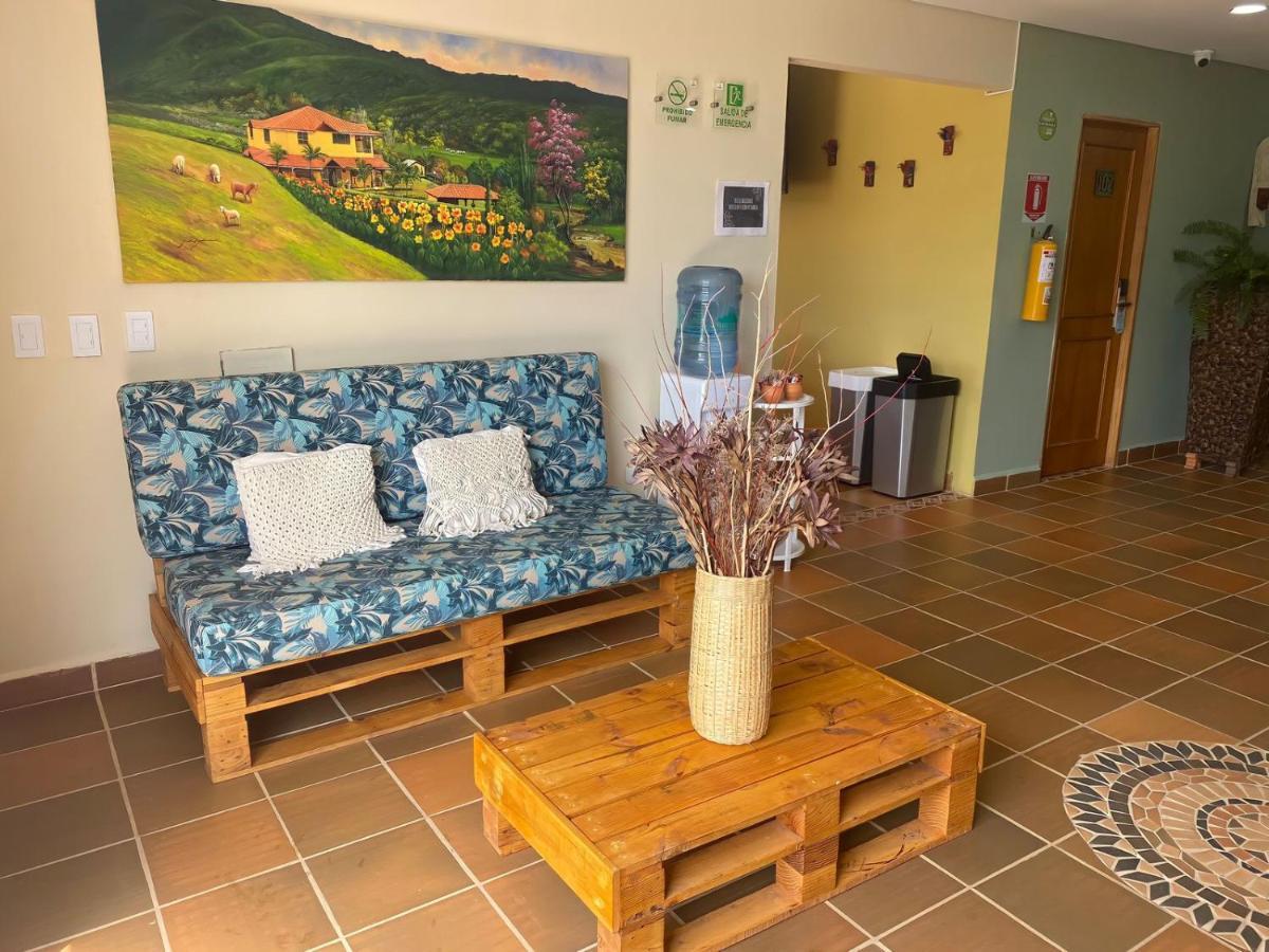 Hotel Bambu Guatape Luaran gambar