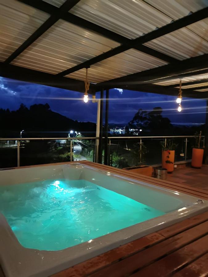 Hotel Bambu Guatape Luaran gambar