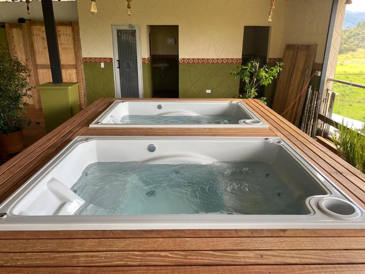 Hotel Bambu Guatape Luaran gambar